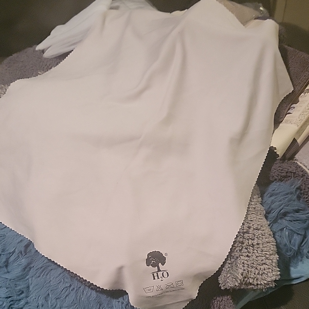 White H2O Sleeveless Top